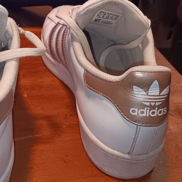 Shell top Superstar rose gold original Adidas - Picture 2 of 3